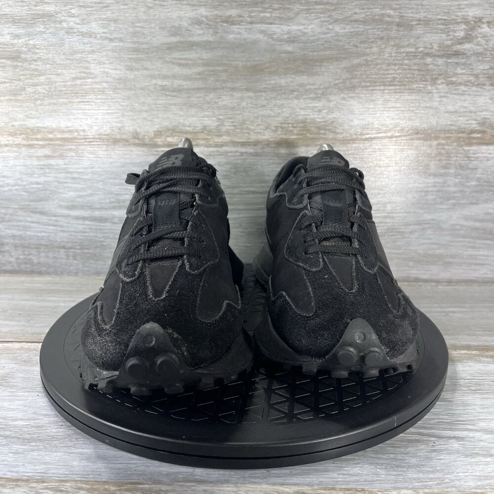 New Balance Men’s 327 Triple Black Athletic Sneakers Size 8 - Picture 2 of 10